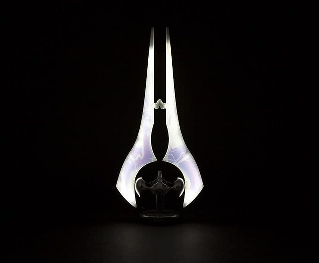 Halo: Blue Energy Sword Desk Lamp