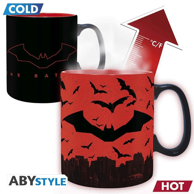 DC Comics: Batman Heat Change Mug